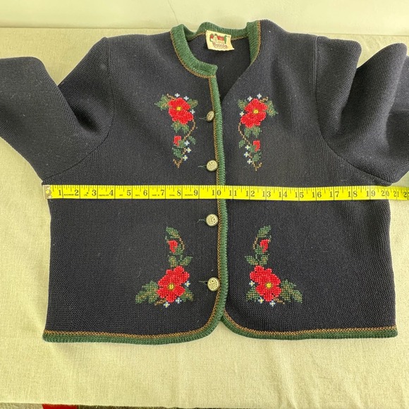 Vintage Astrifa wool cardigan - Picture 10 of 12